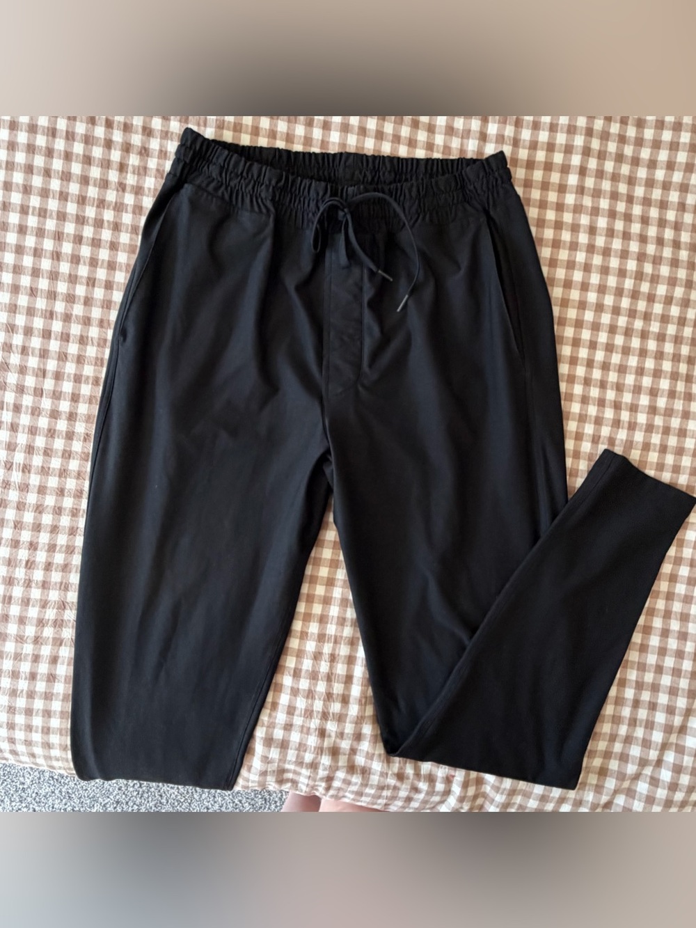 Outdoor Voices Men’s Sunday Slim Fit Sweatpants Pants in Black Size Medium
